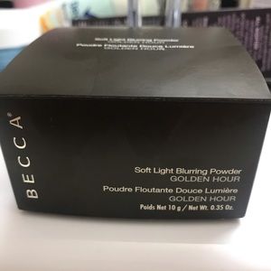 Becca soft light blurring powder in golden hour